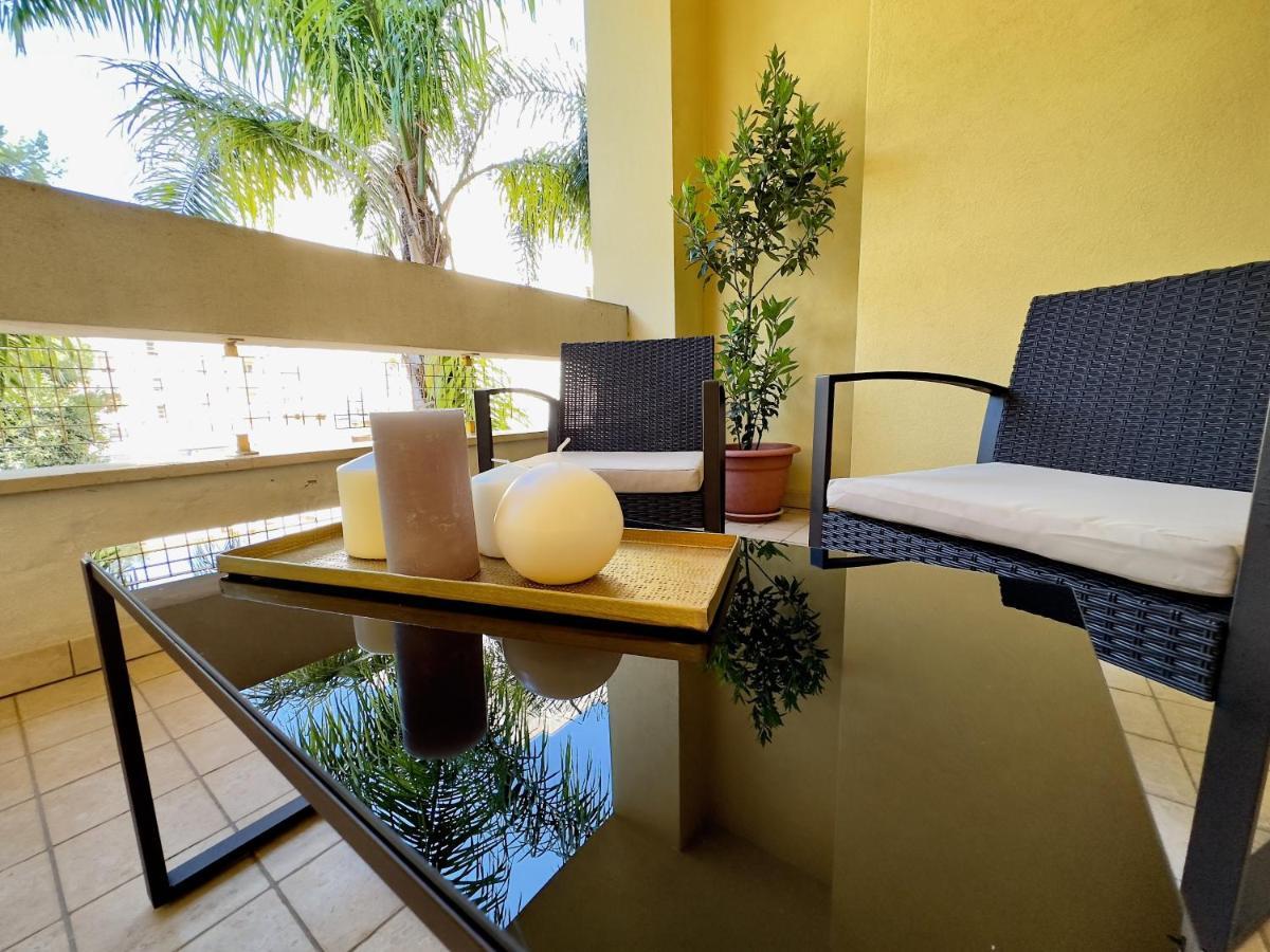 Salento Sweet Home - Obelisco Luxury Apartment レッチェ エクステリア 写真