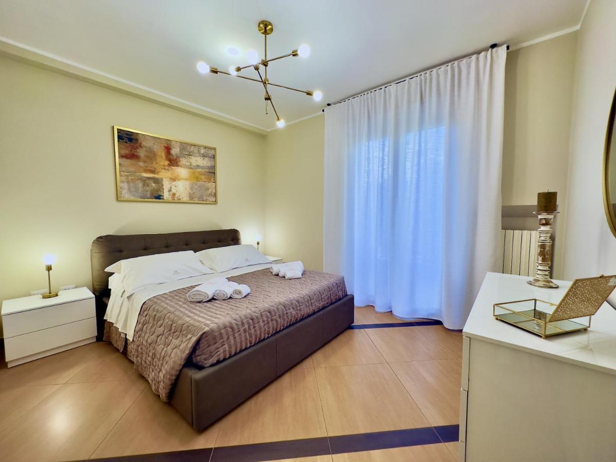 Salento Sweet Home - Obelisco Luxury Apartment レッチェ エクステリア 写真