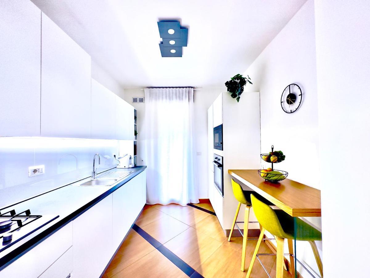 Salento Sweet Home - Obelisco Luxury Apartment レッチェ エクステリア 写真